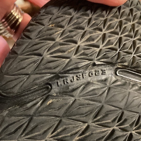 Lebron James black history special edition basketball shoes size 6Y - Picture 12 of 14